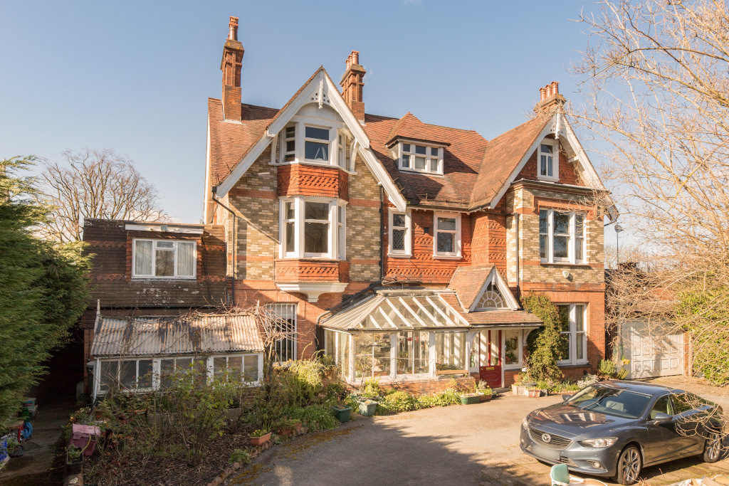 Arthur Road, Wimbledon, London