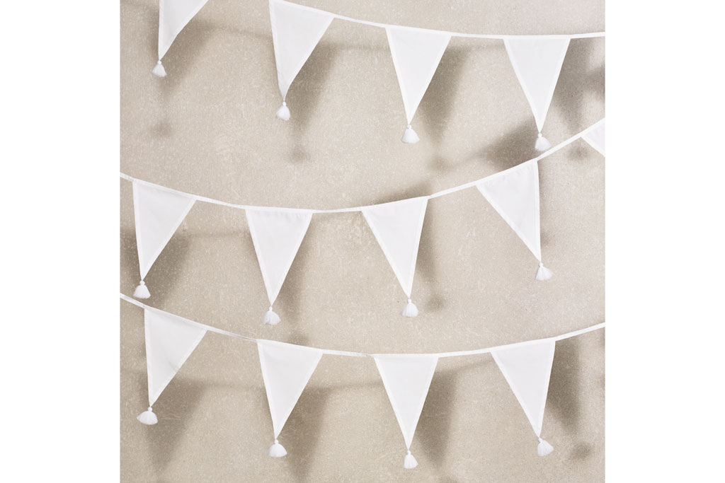 The White Company Tassel Bunting