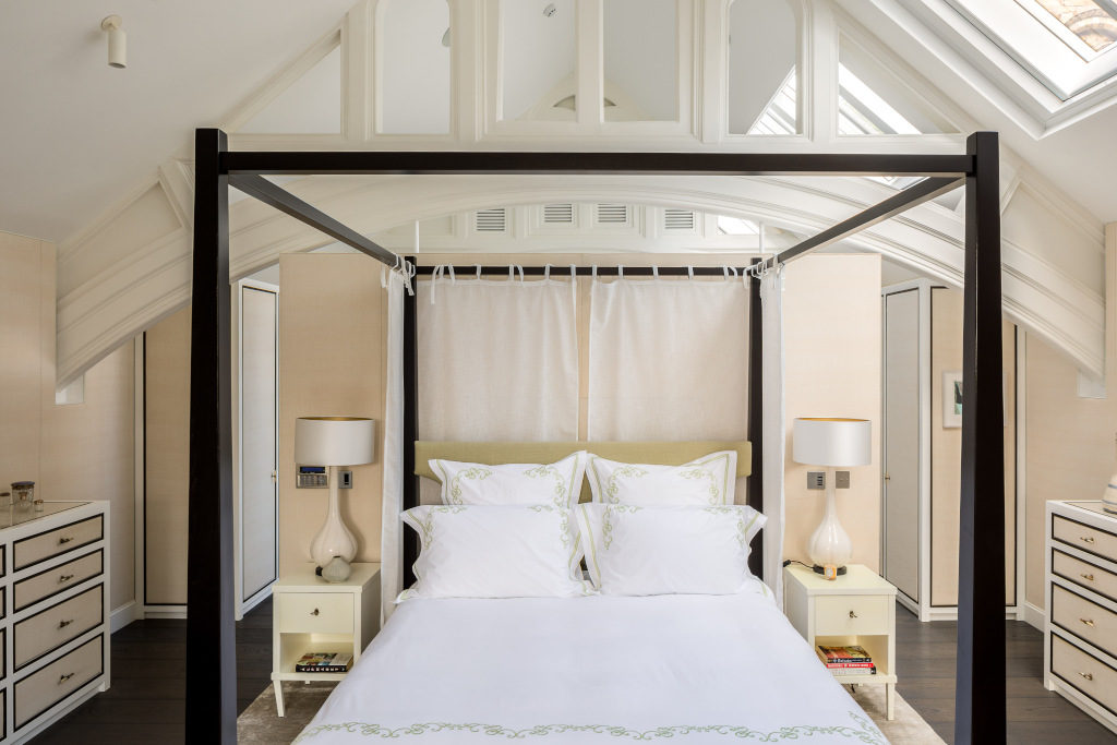 Fulham Road, Chelsea, London bedroom