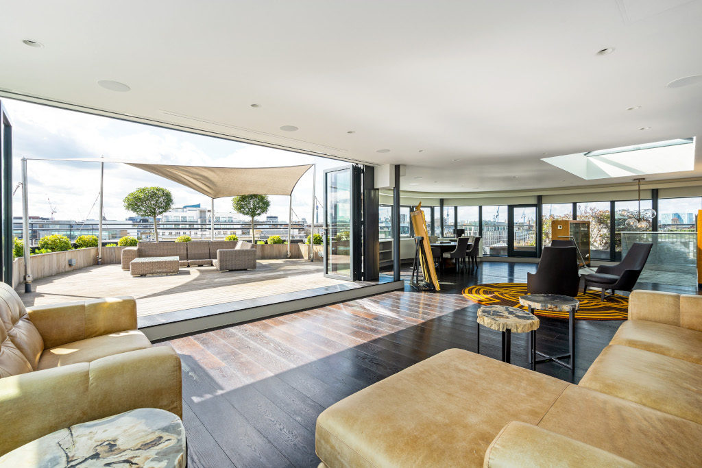 Millenium Heights, Britton Street, London, Camden slick city pad with rooftop terrace