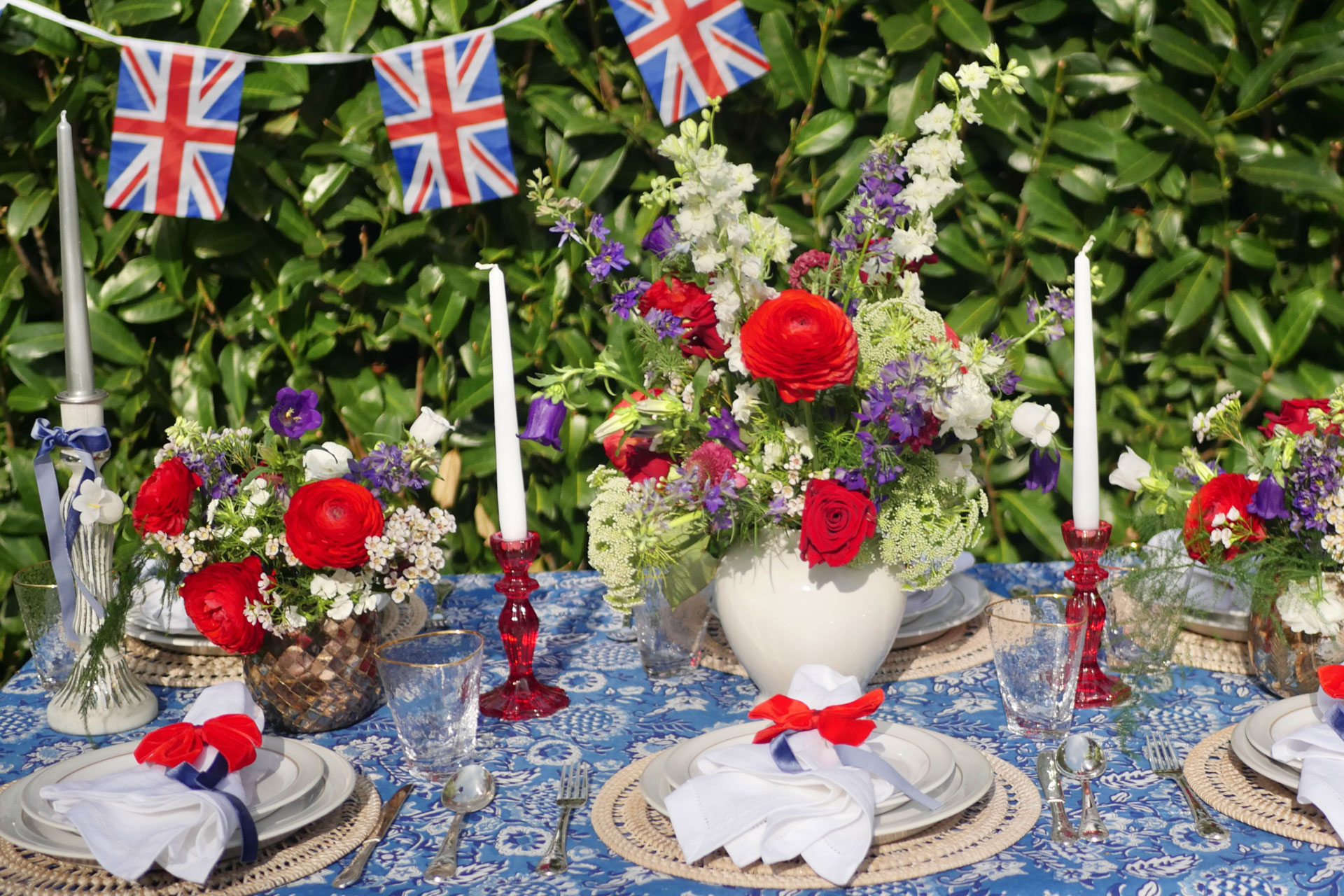 Jubilee tablescape