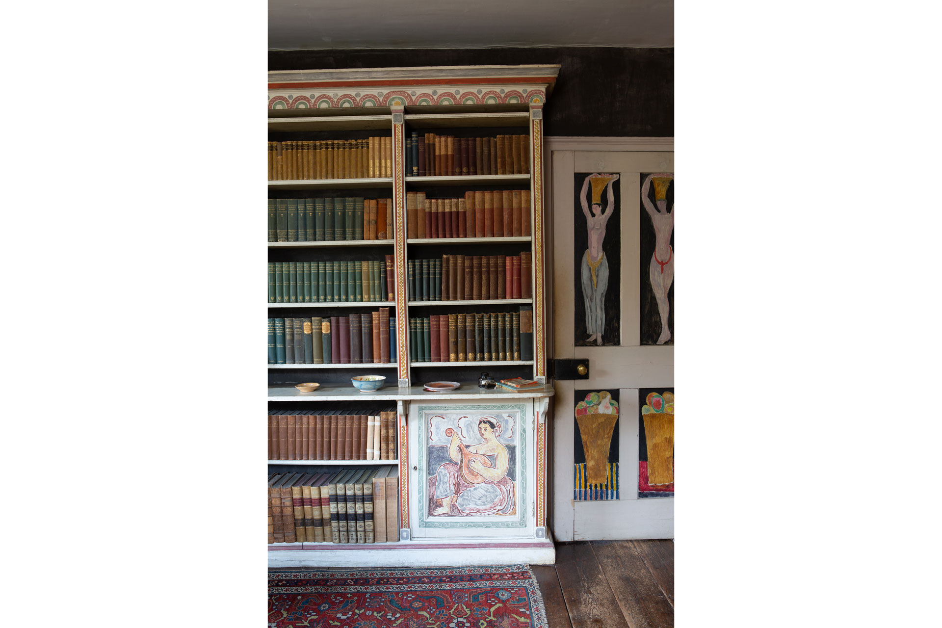 The home library at Charleston House in Bloomsbury