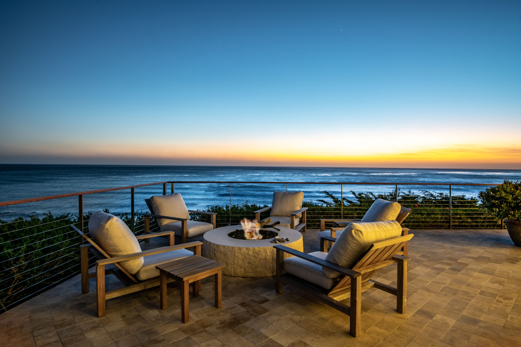 malibu cindy crawford alfresco beachside seating 