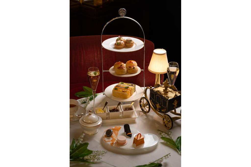 Afternoon tea tray