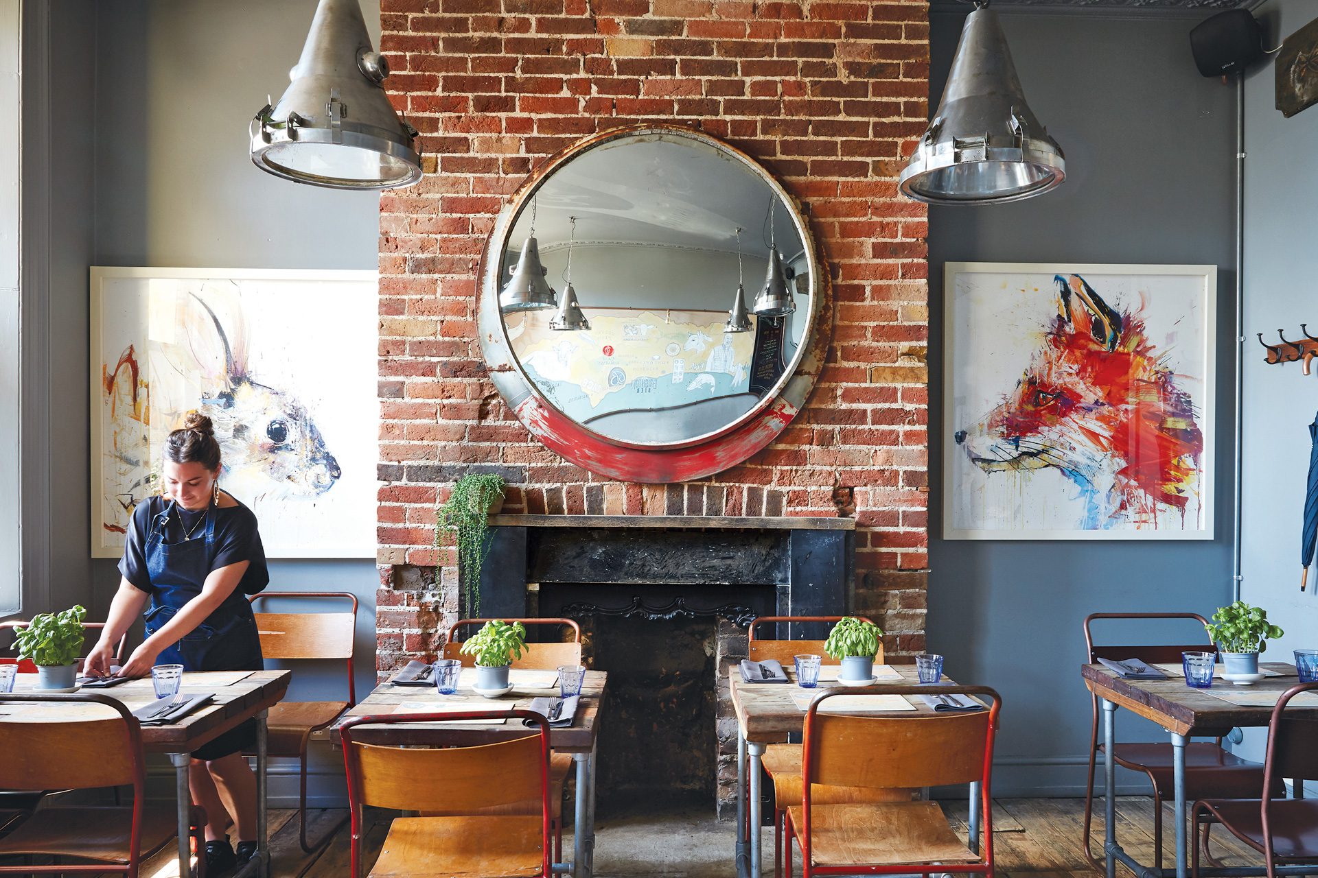 10 Best Dog-Friendly Restaurants in Brighton