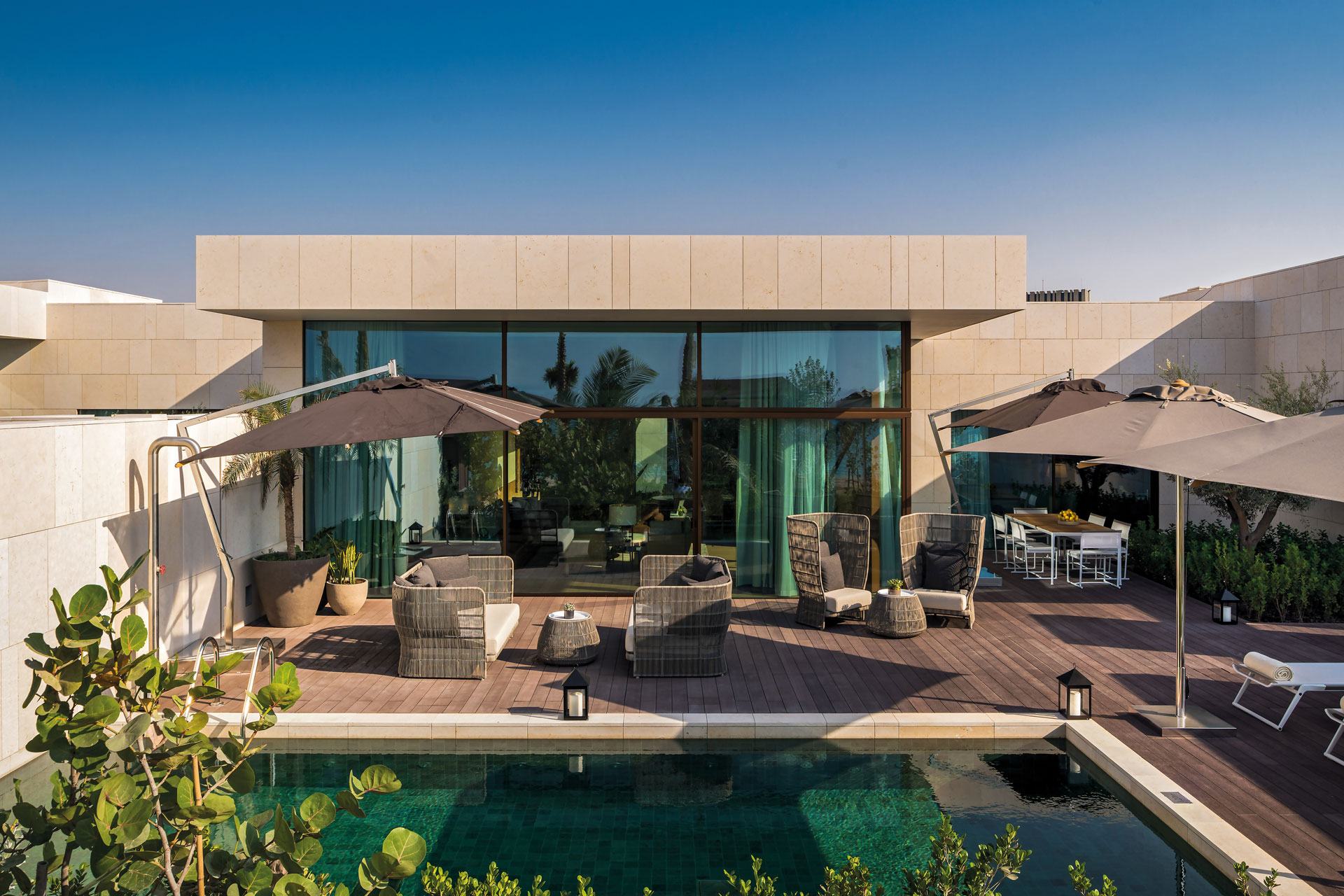 Hotel Review: Bulgari Resort Dubai