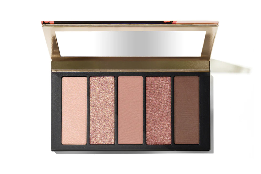 Pastel pink eyeshadow palette