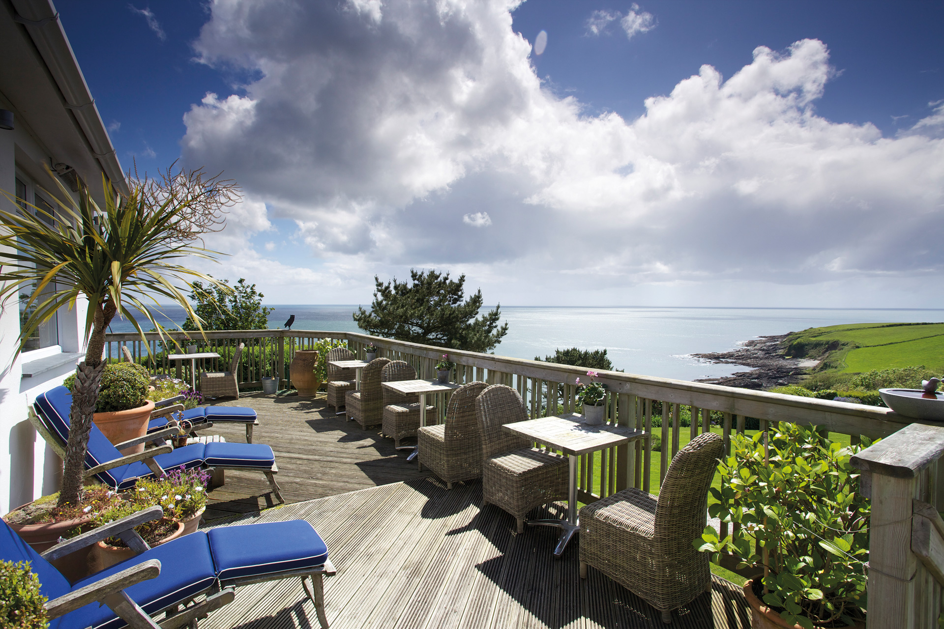 Outdoor area at Driftwood hotel