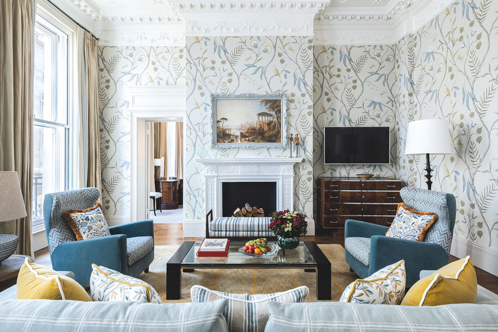 Brown's Hotel sitting room