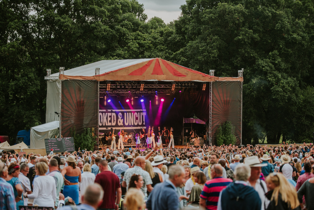 sister sledge performing at smoked & uncut festival