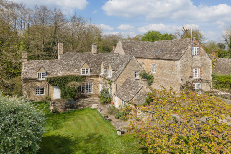 10 of the Best Riverside Properties on the Market Right Now