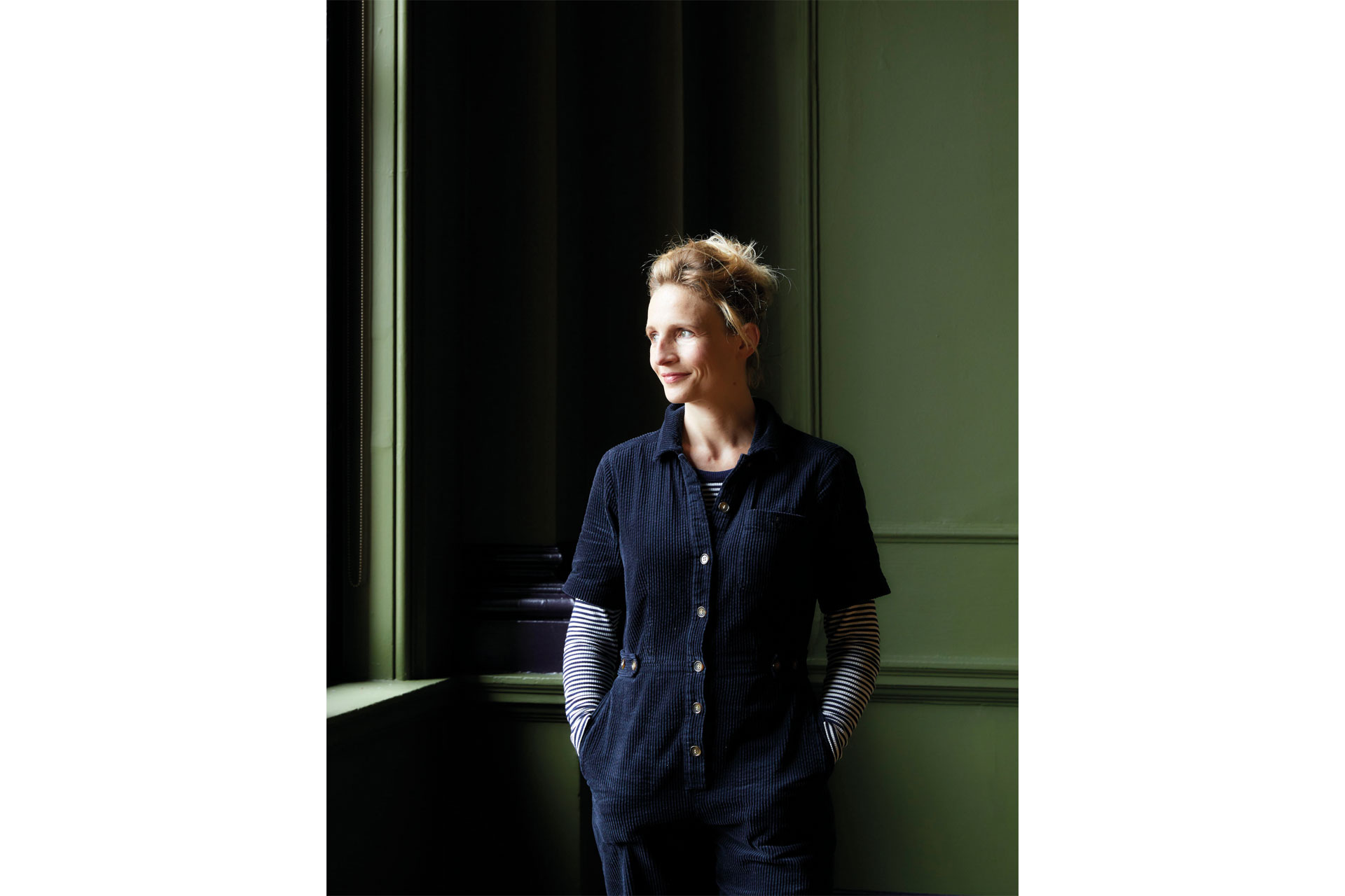 Nicola Harding, a female interior designer.
