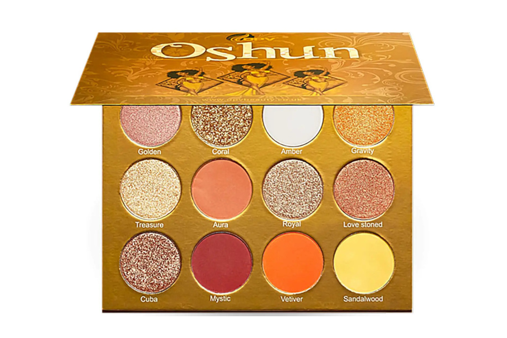 Eyeshadow palette in gold, pink and orange shades