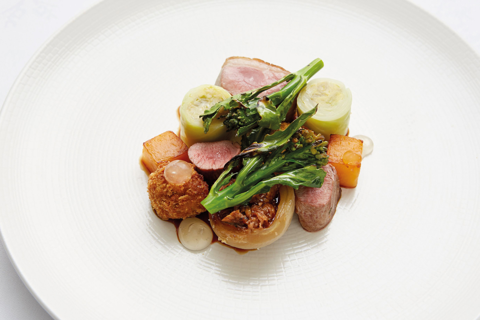 Local lamb, swede, Roscoff onion, cabbage, broccoli, falafel, mint sauce