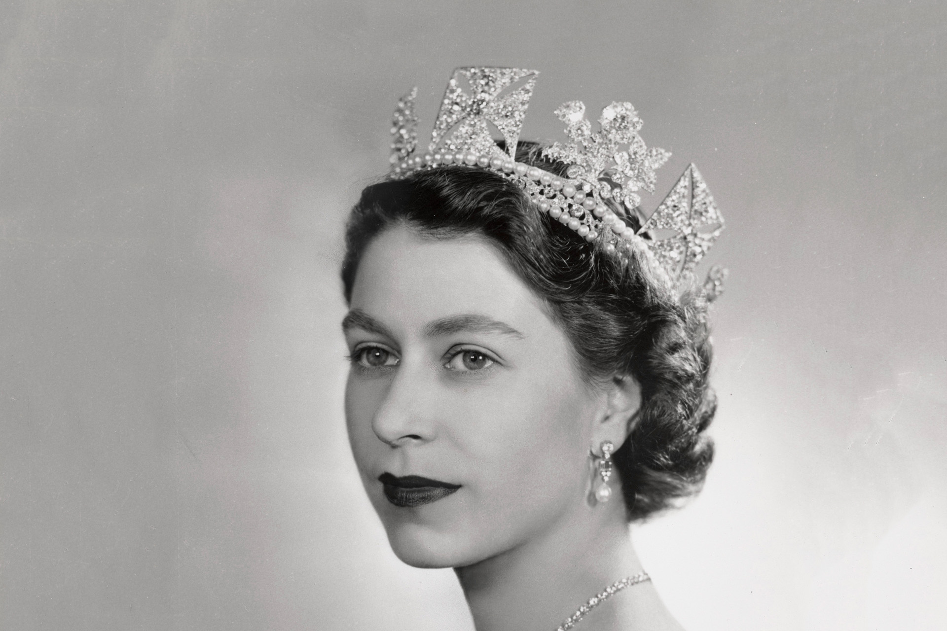Documentaries About The Queen To Watch Now