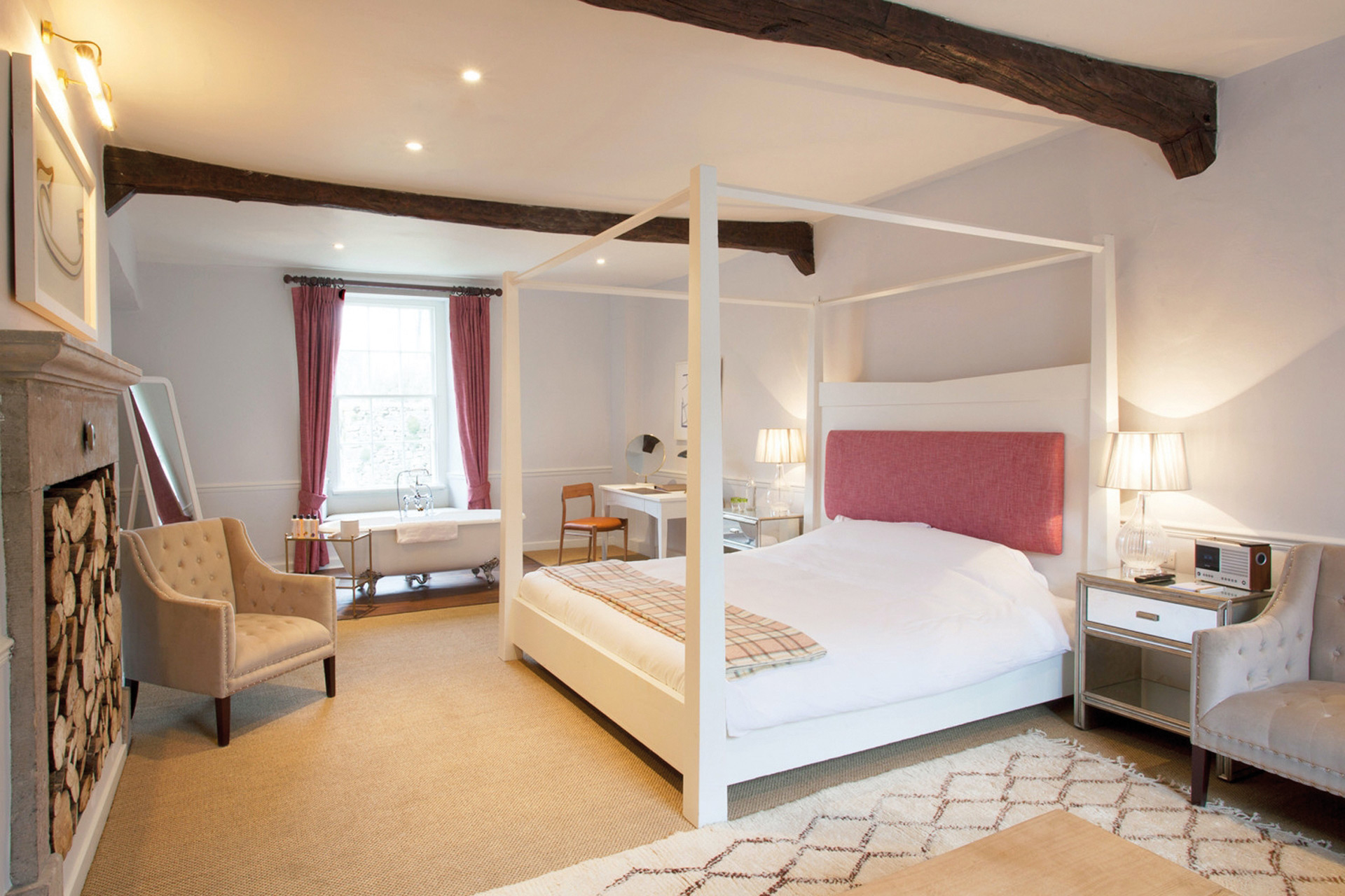 Bedroom at the Talbot Inn