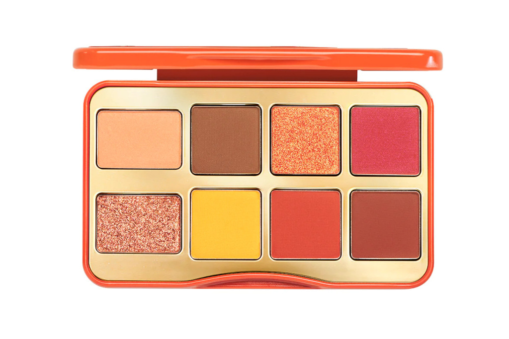 Eyeshadow palette in cranberry, pink and orange