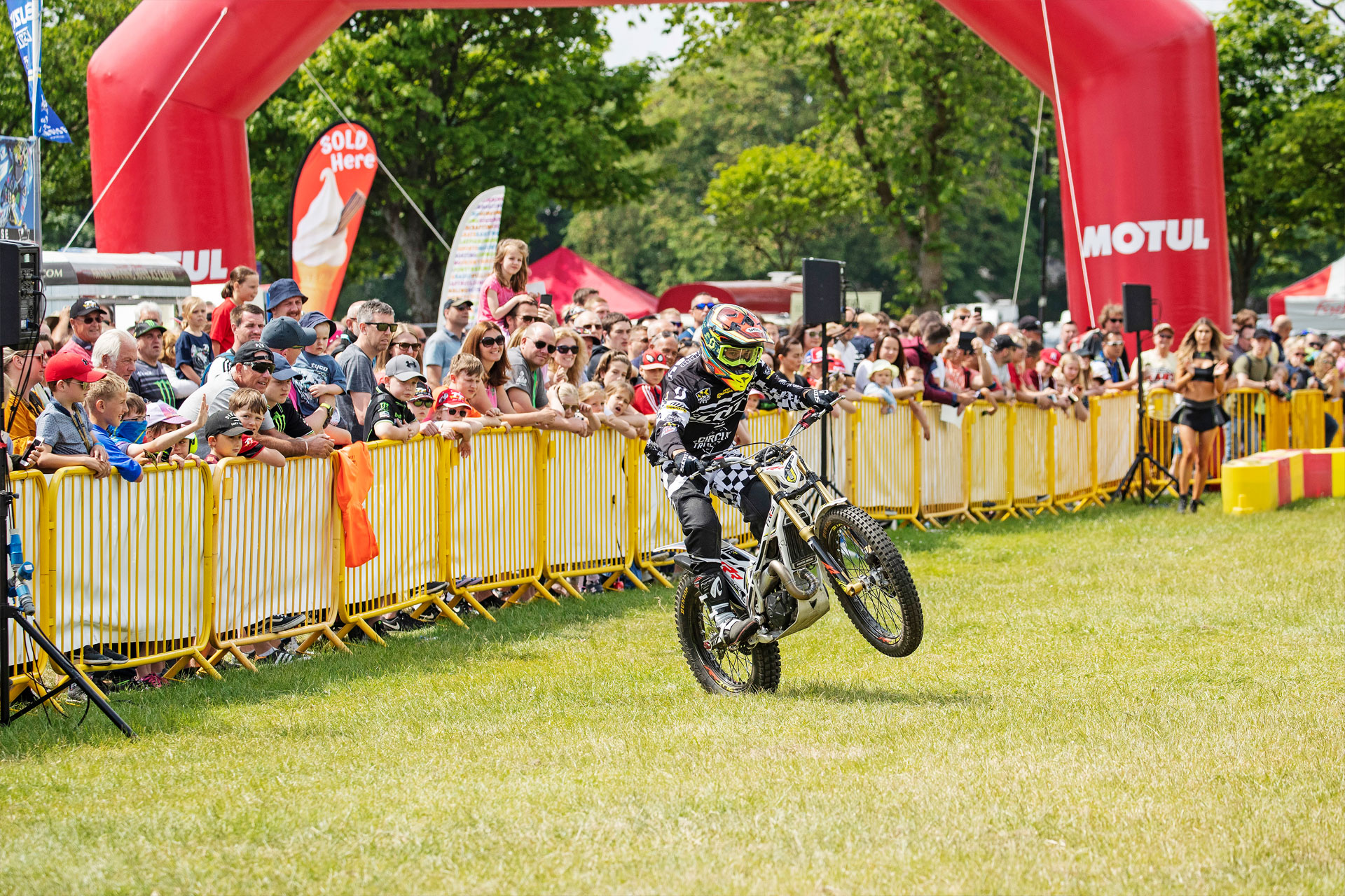 Isle of Man TT motorcycle shows