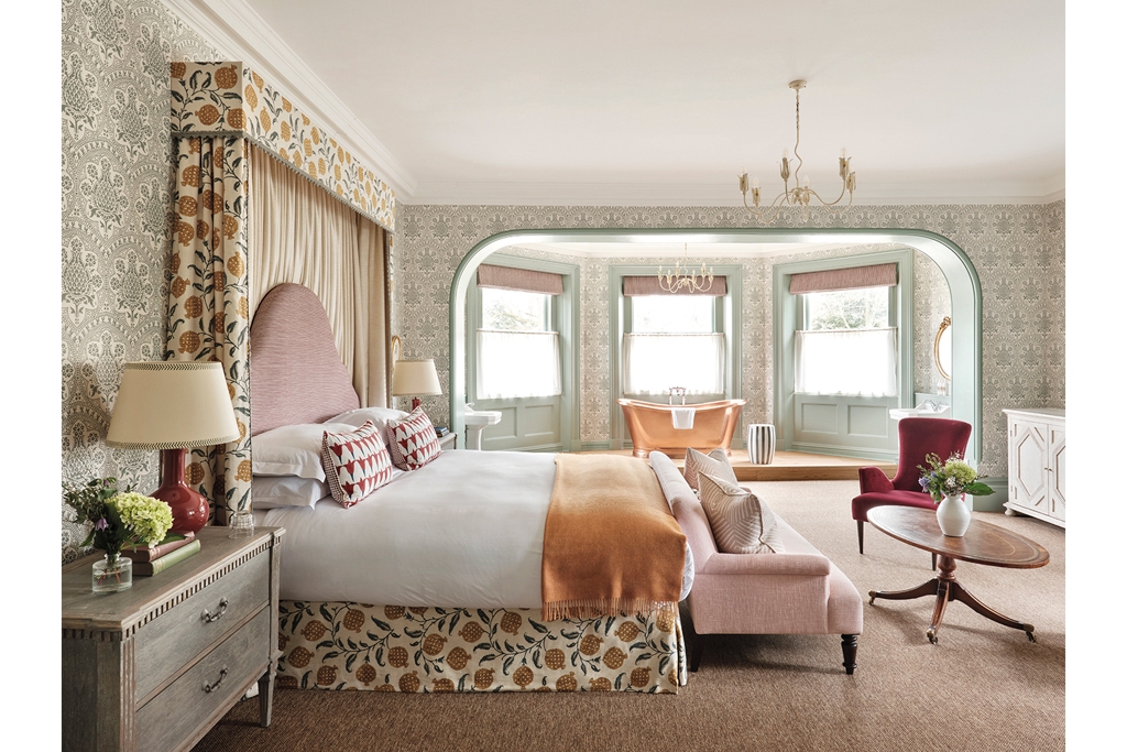 A bedroom at The Retreat at Elcot Park