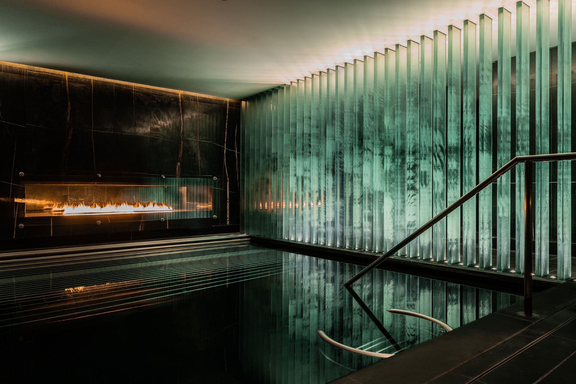 ESPA Life Vitality Pool