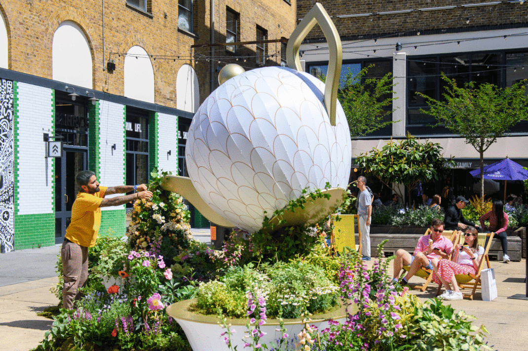 Tea Garden by Moyses Stevens for Belgravia in Bloom Matt Crossick/PA Wire 