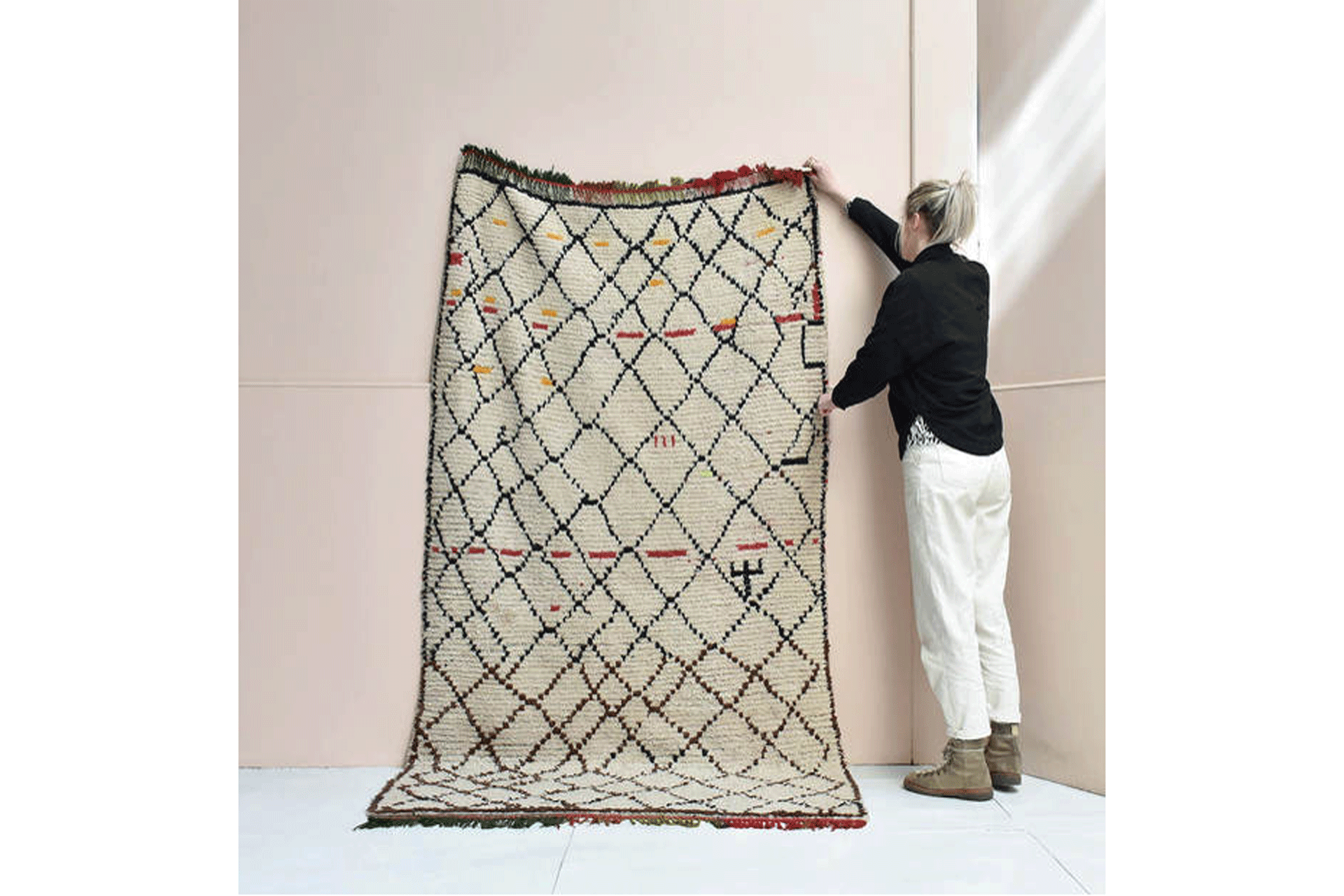 Vinterior 20th Century Azilal Moroccan Rug Berber
