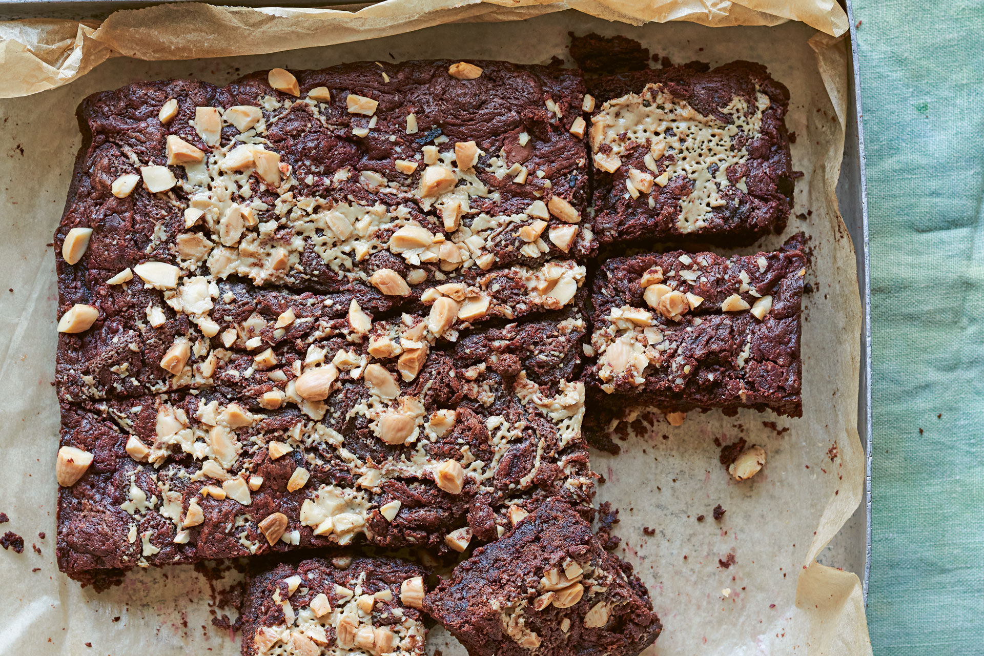 Beetroot tahini brownies