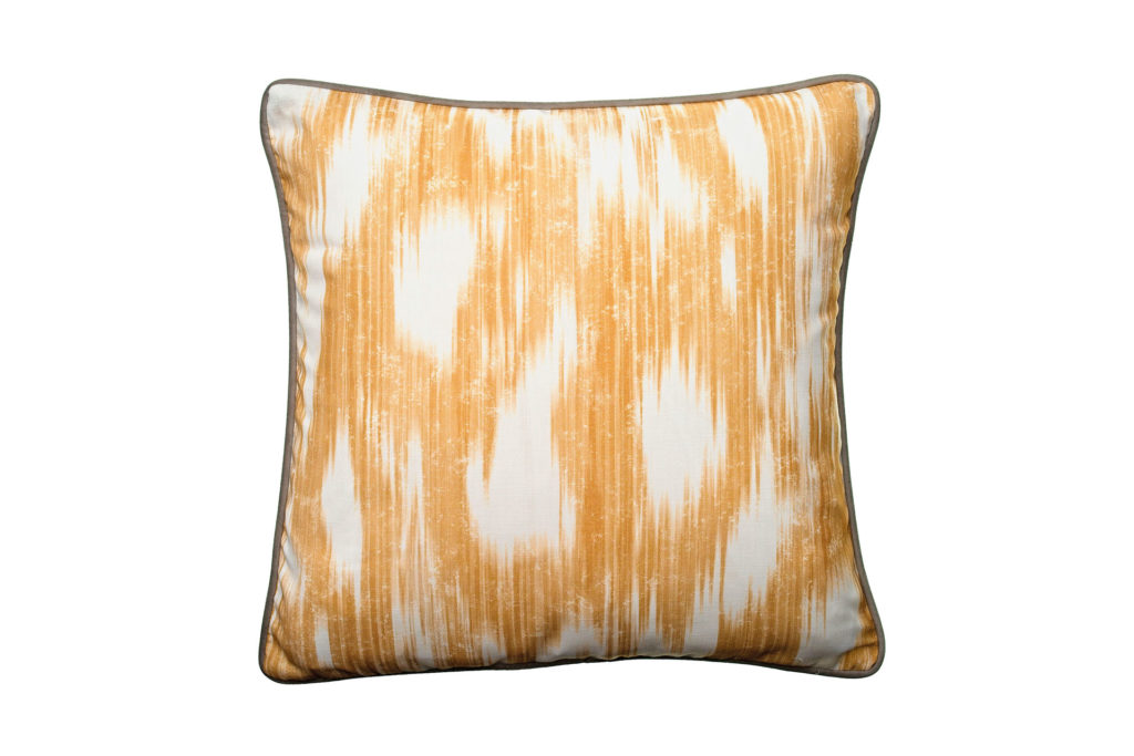 Apulia cushion