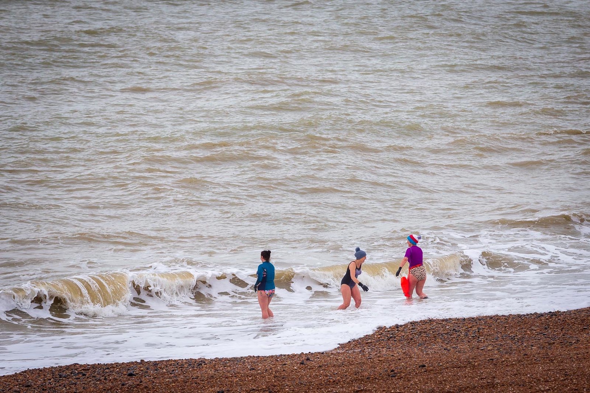 sea sewage south coast sirens