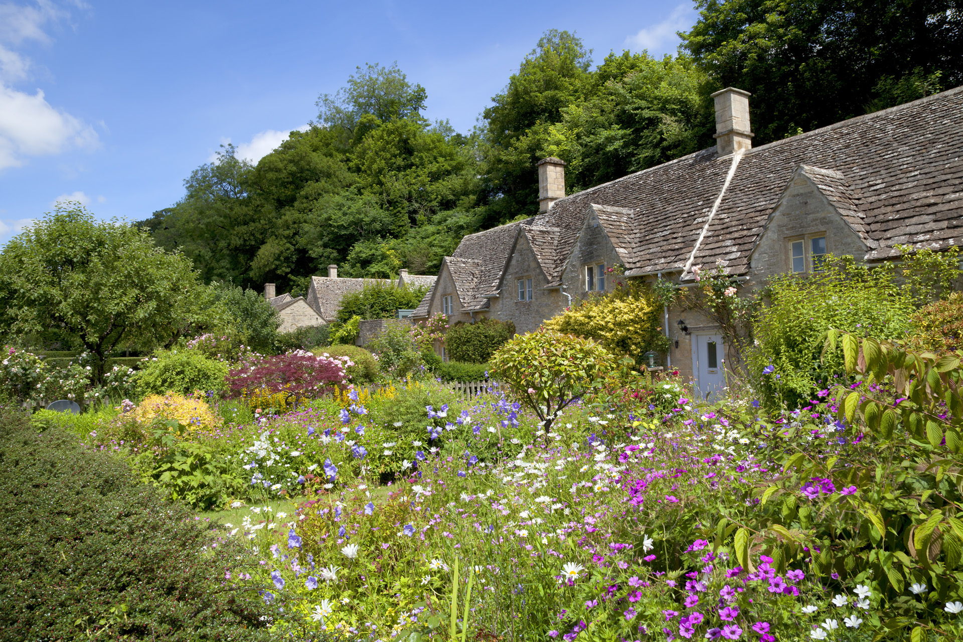 Cotswold cottage in the popular tourist destination of Bibury in the Cotswolds