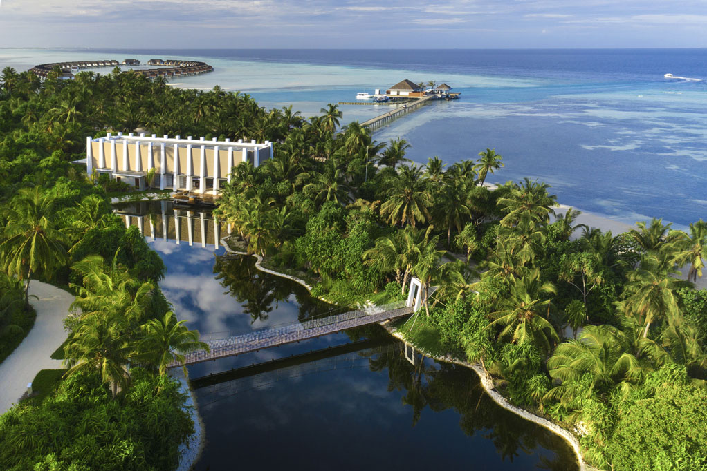 overview of Pullman Maldives Maamutaa