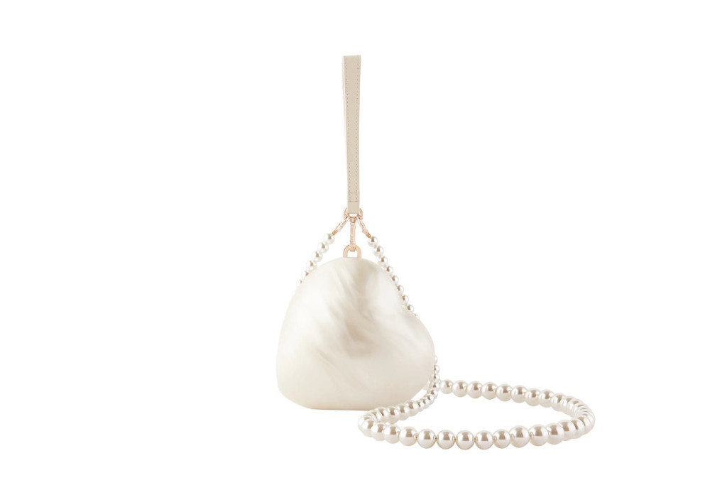 Pearl heart handbag