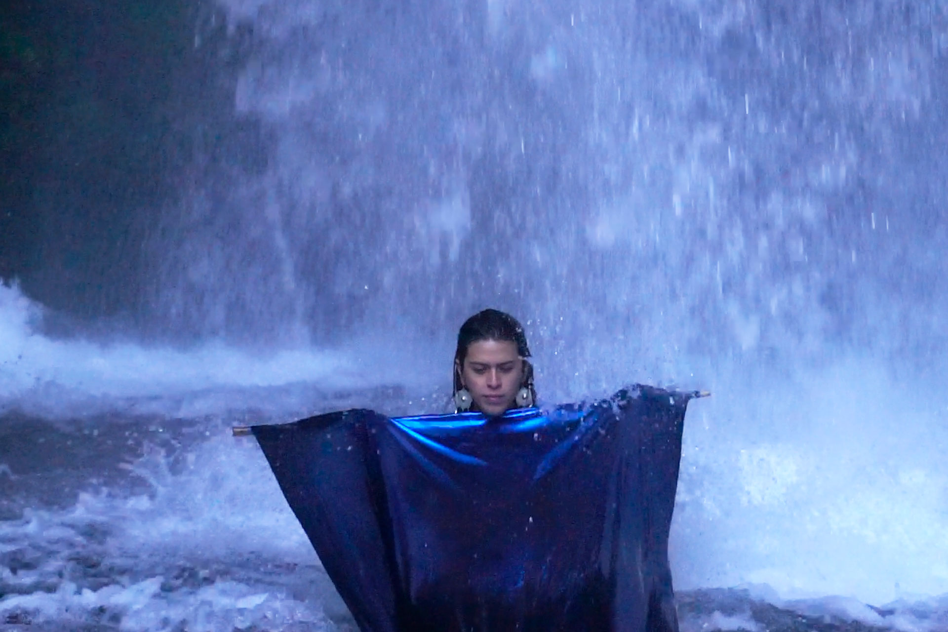 Seba Calfuqueo, Tray Tray Ko, video, 6’13, 2022, film still, photo by: Sebastian Melo.