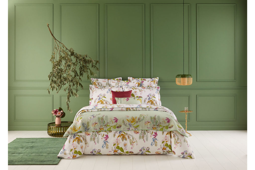 Yves Delormes bedding