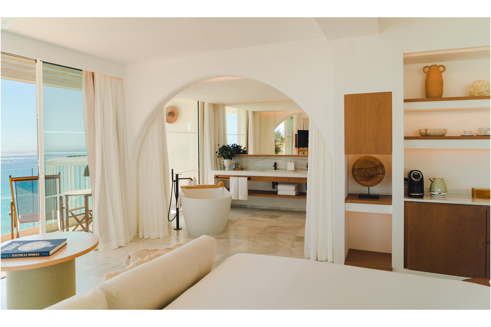 Villa Le Blanc Gran Melia Master Suite Terrace Tub