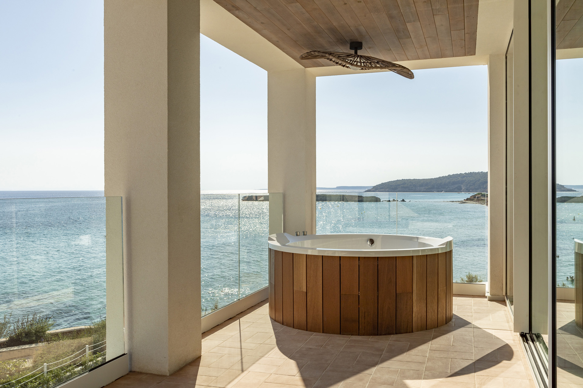 Villa Le Blanc Gran Melia Master Suite Terrace Tub