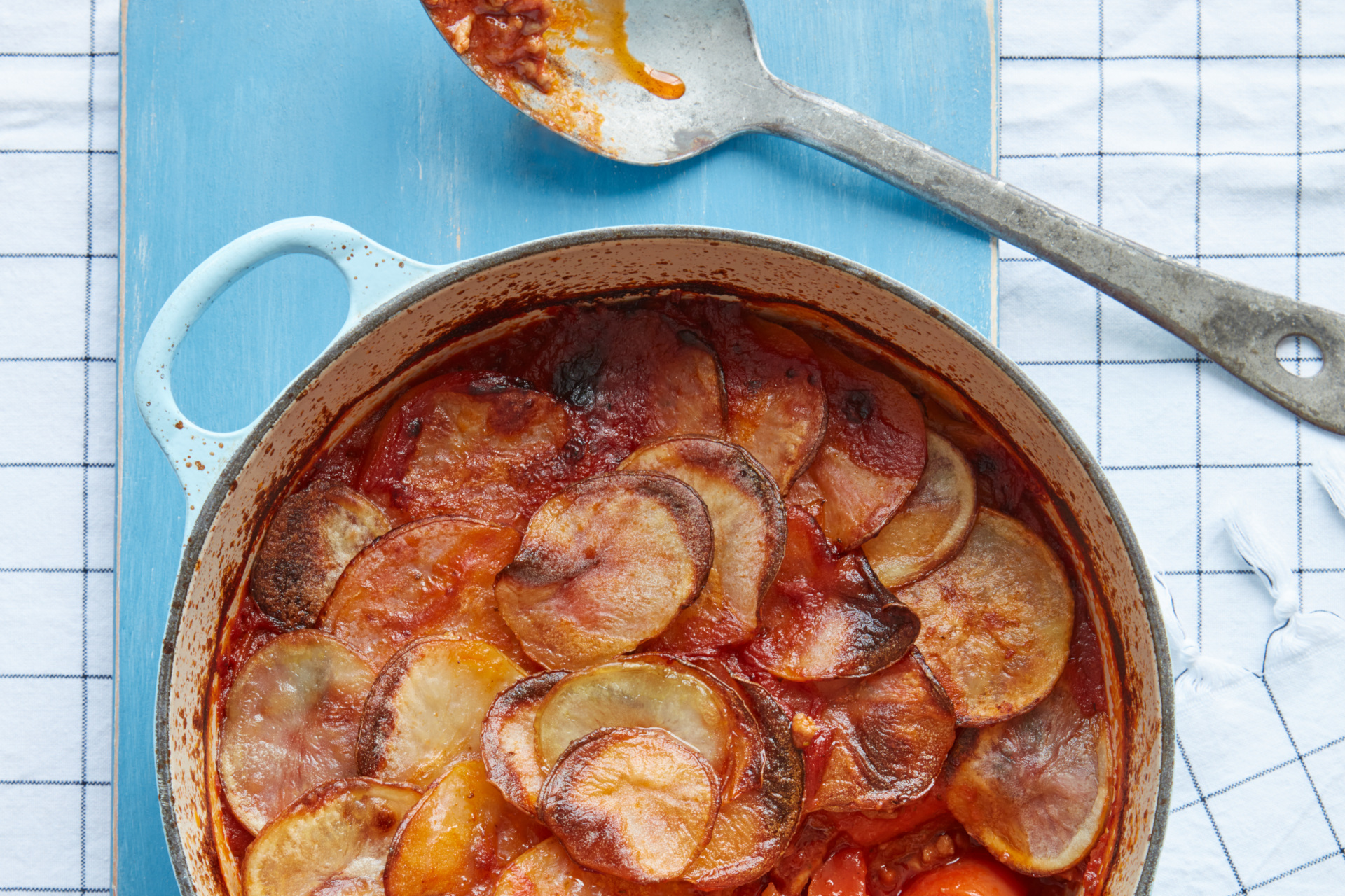 Lamb and tomato hotpot