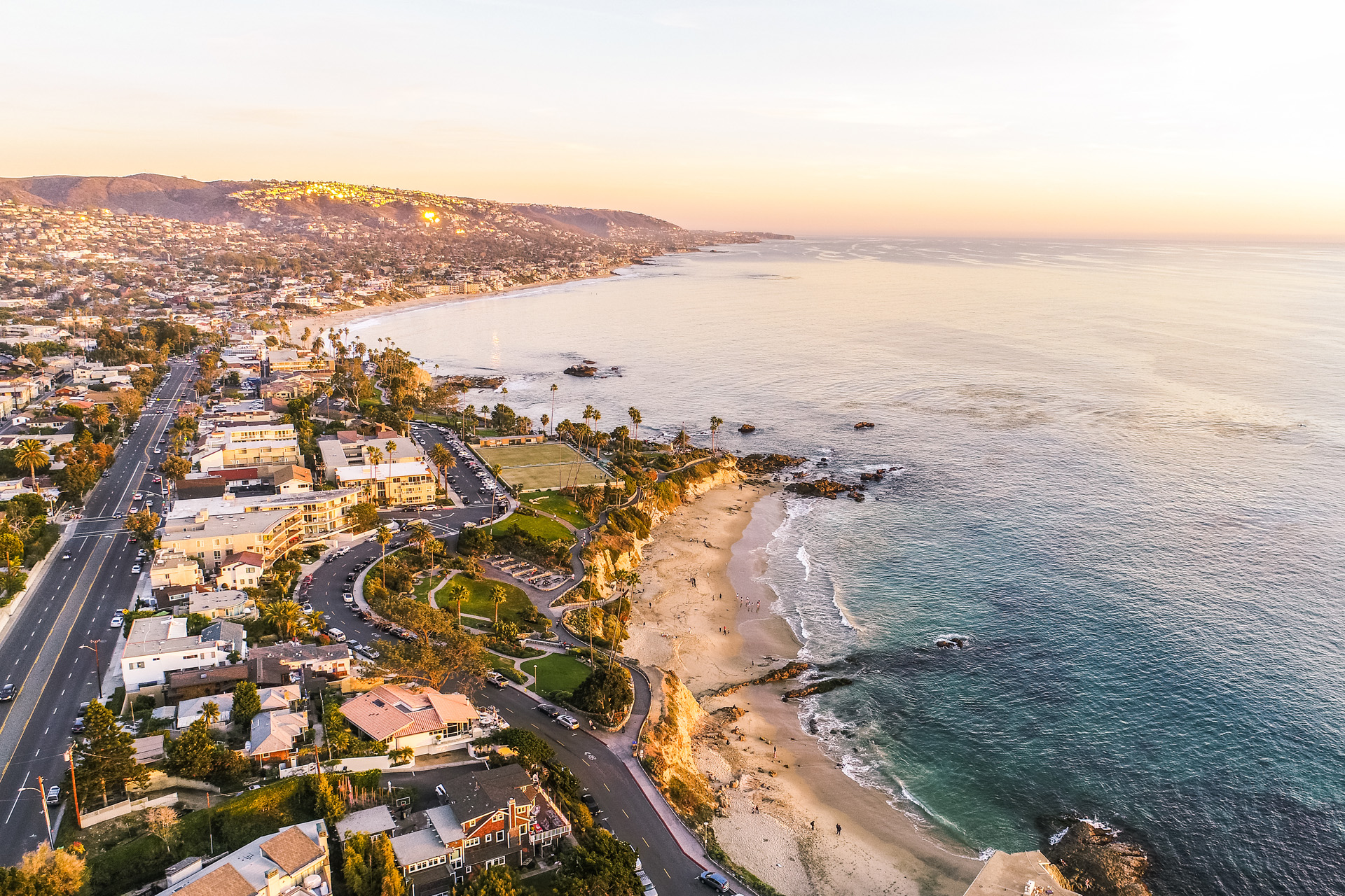 A view of the Main Beach Coastline in Laguna Beach, Southern California.