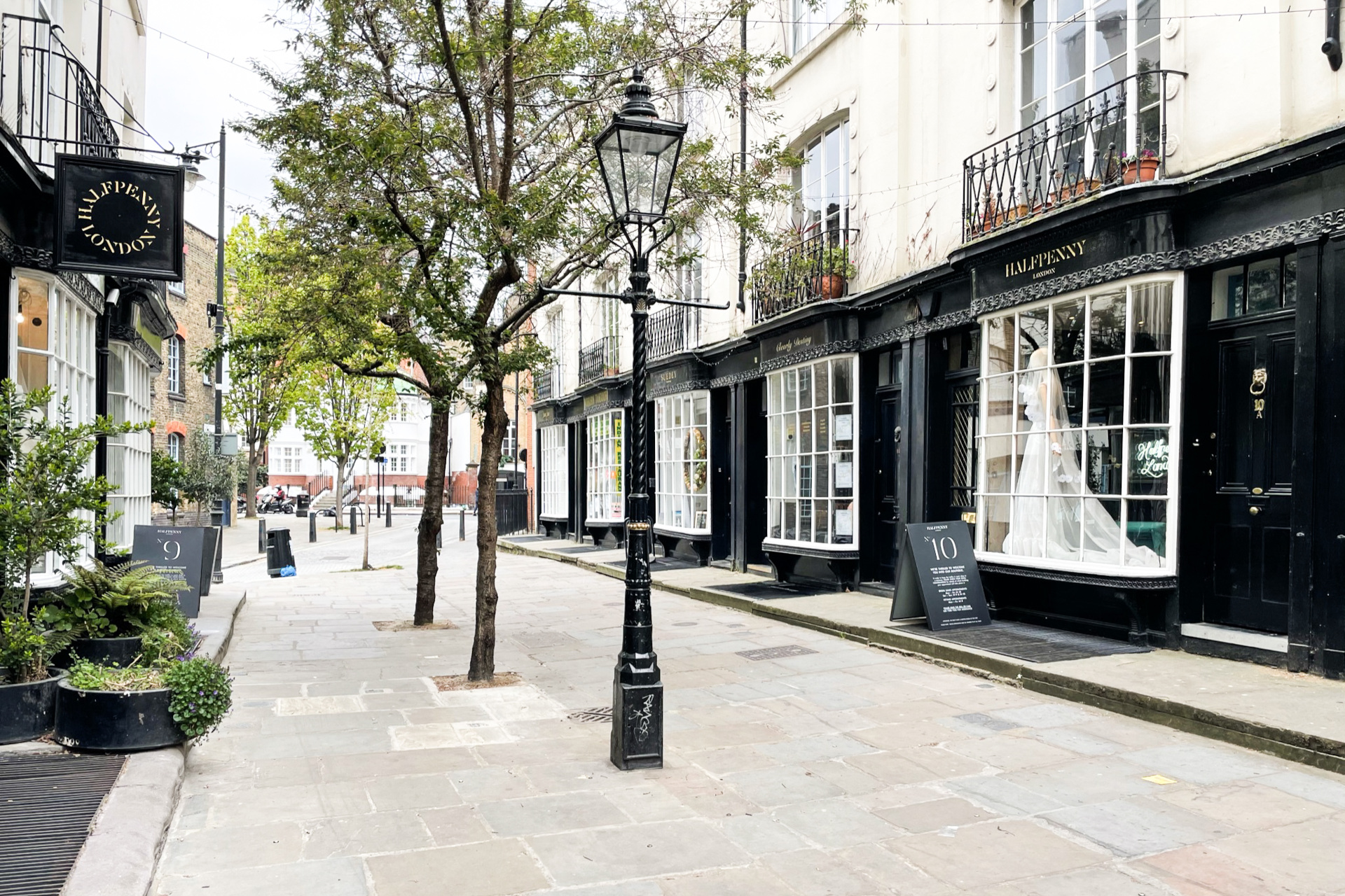 The 7 Most Beautiful Wedding Shops In London