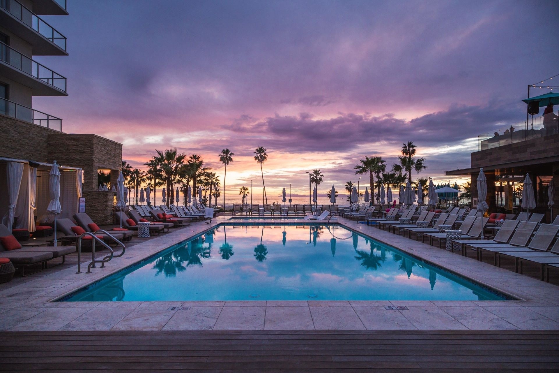 Paséa Hotel, selling the OC