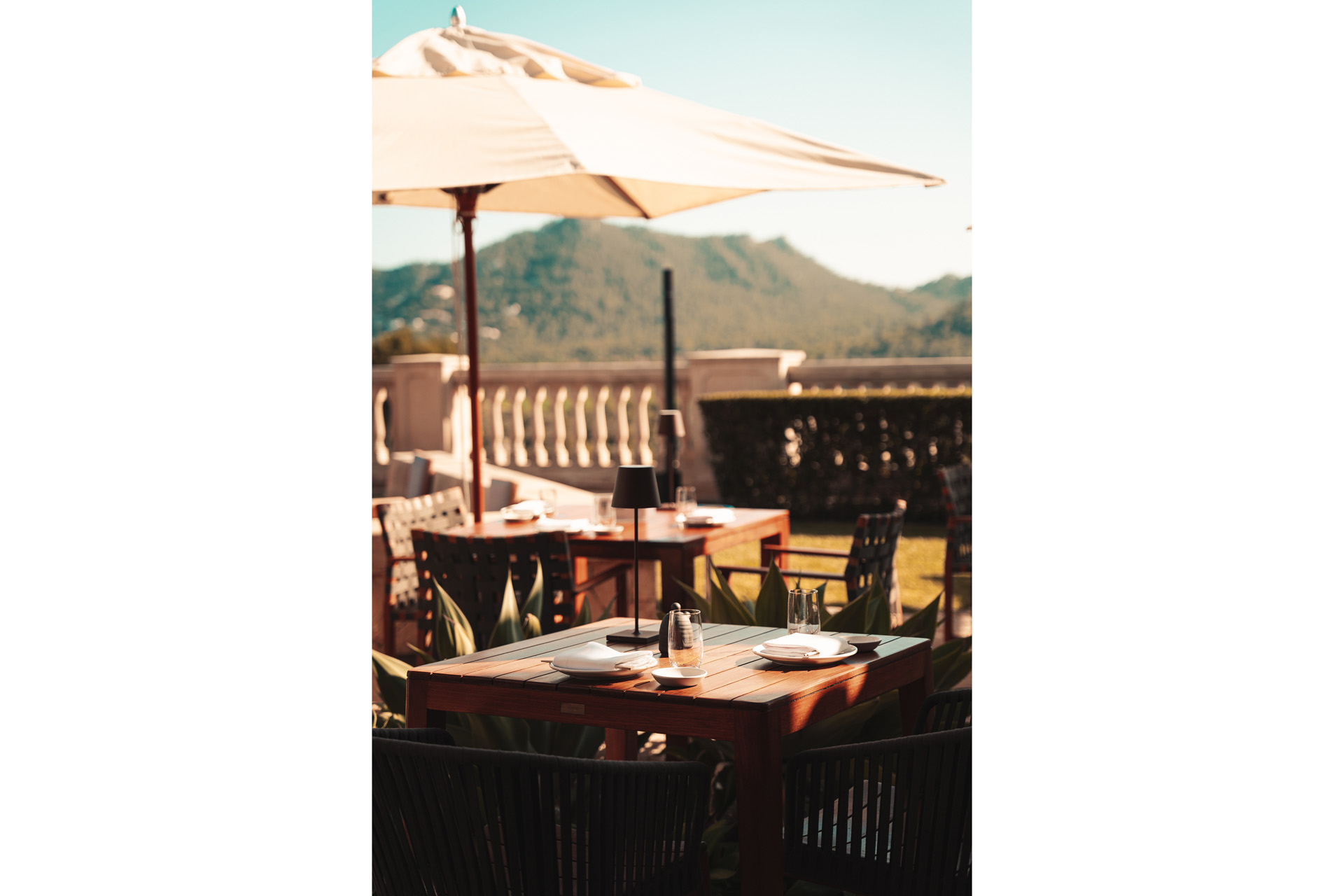 ROKA Mallorca summer terrace at the Cap Vermell Grand Hotel