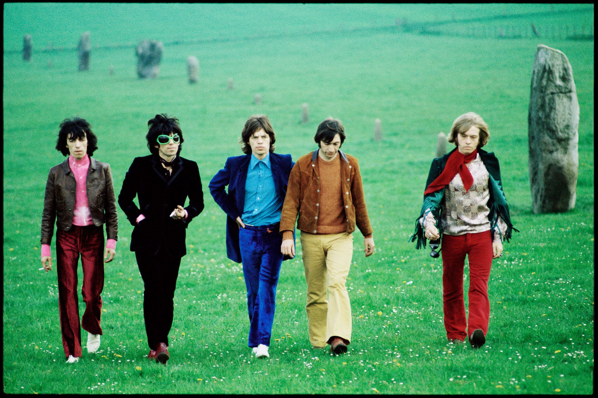 Rolling Stones Avebury Hill, 1968, © David Bailey