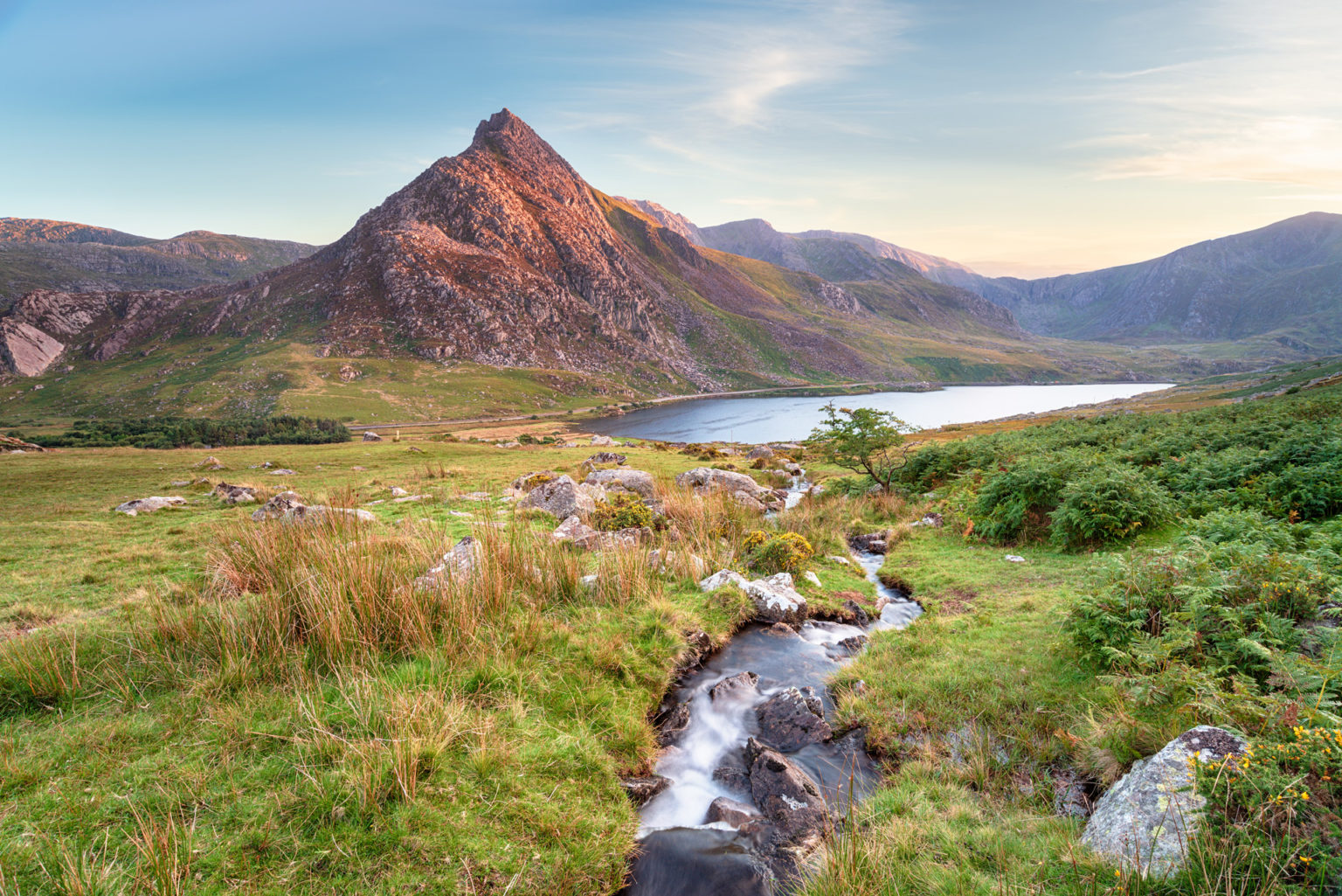 look-inside-tan-llan-a-beautiful-snowdonia-escape-travel