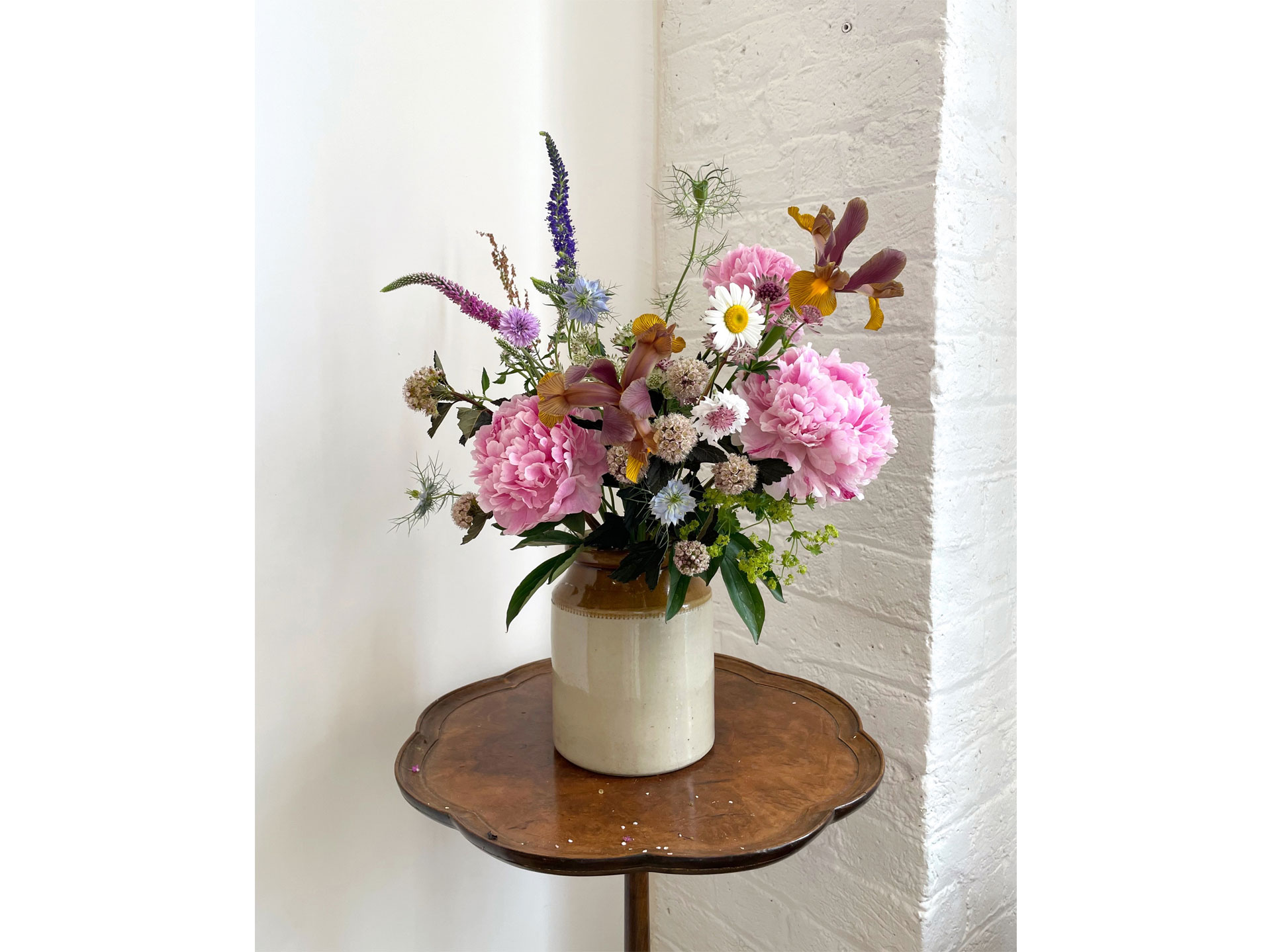 Uncut stems subscription