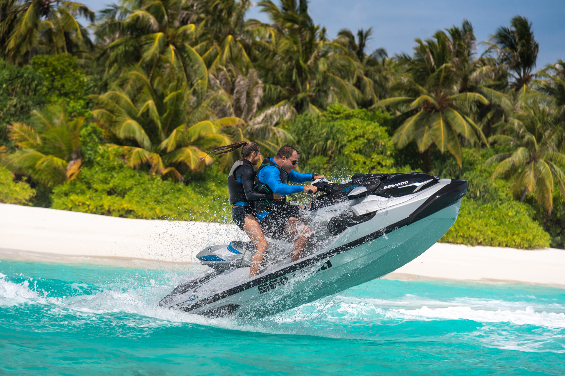 parent and child jet skiing