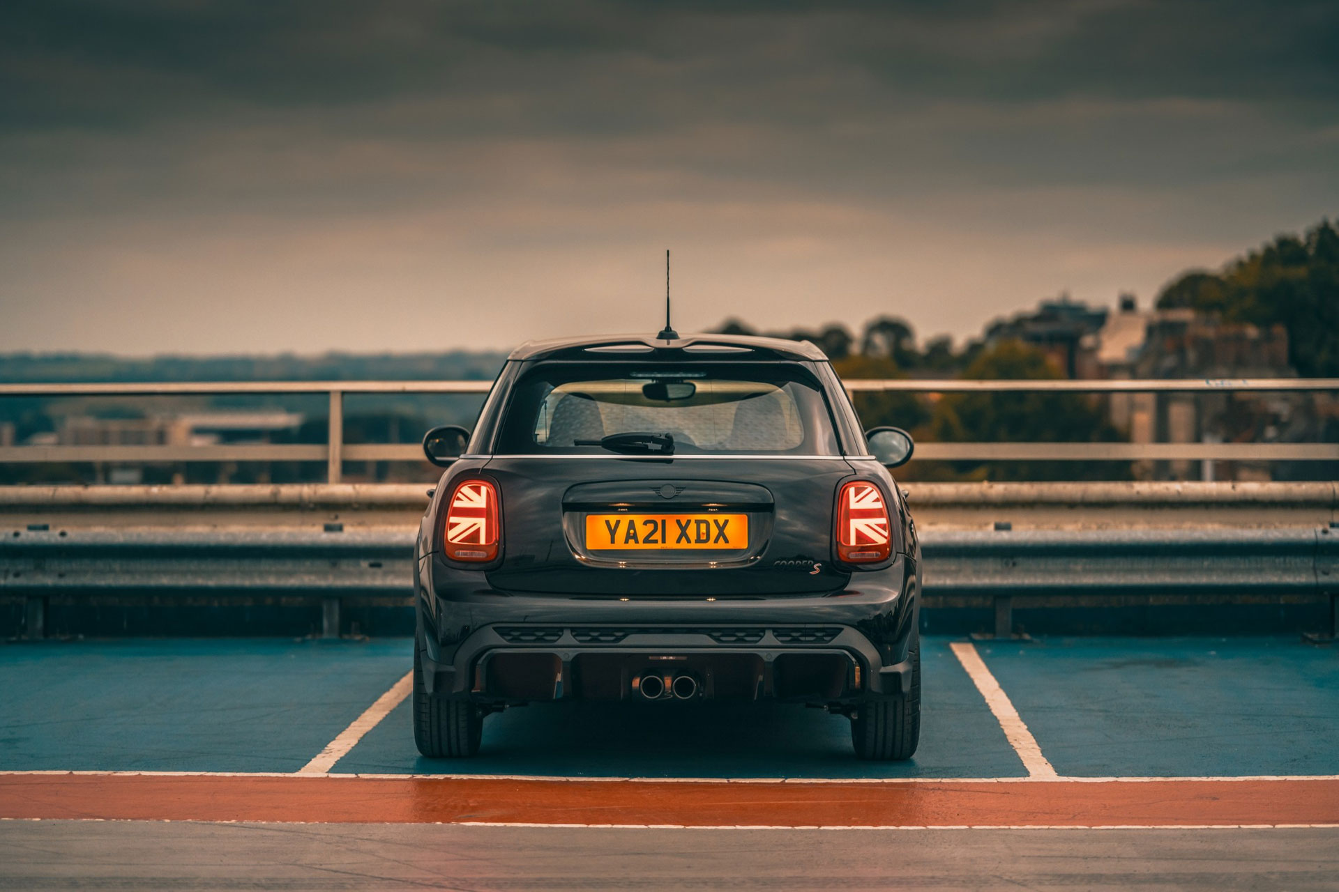 Mini Electric Shadow Edition — The Green Lane