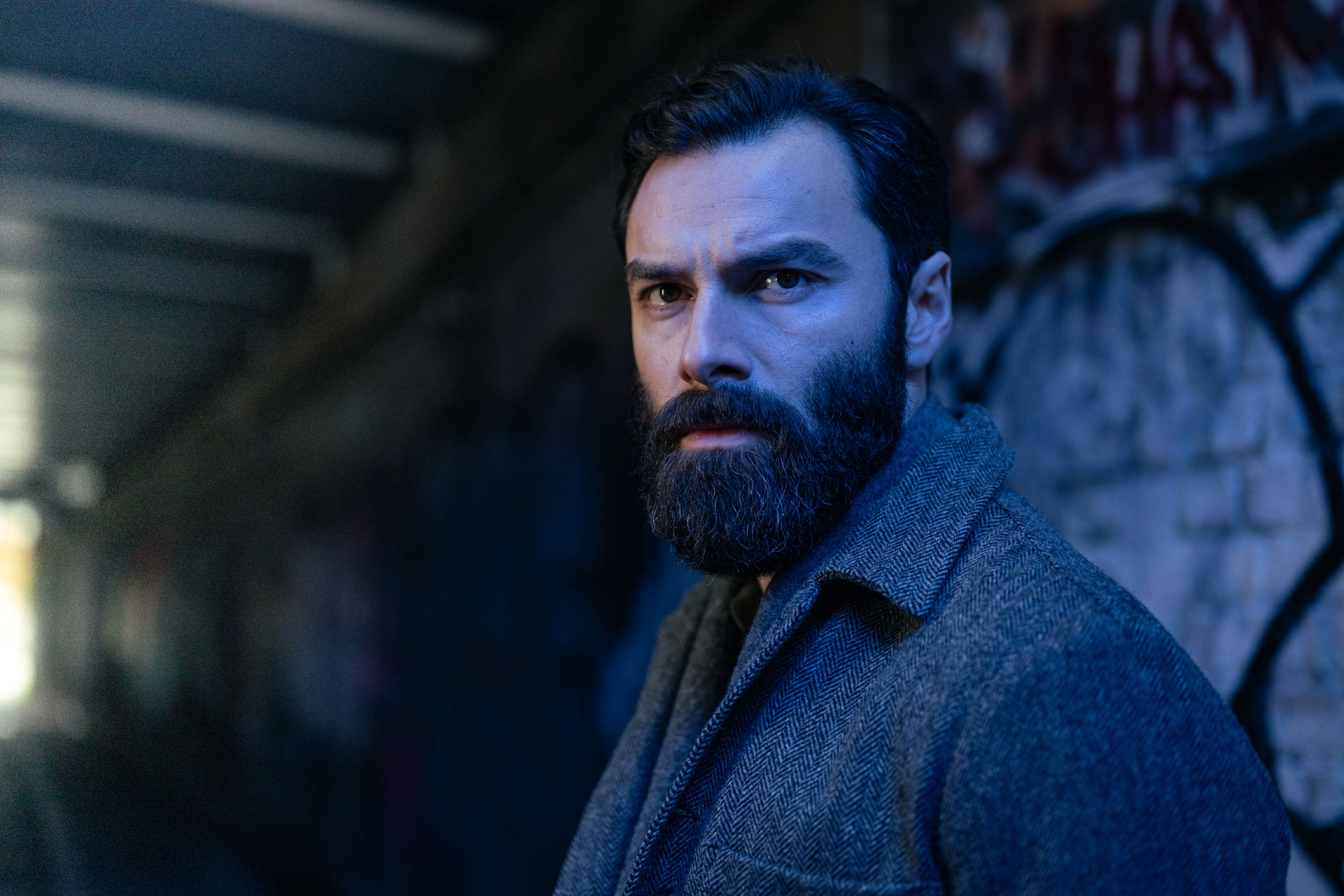 Aidan Turner in The Suspect