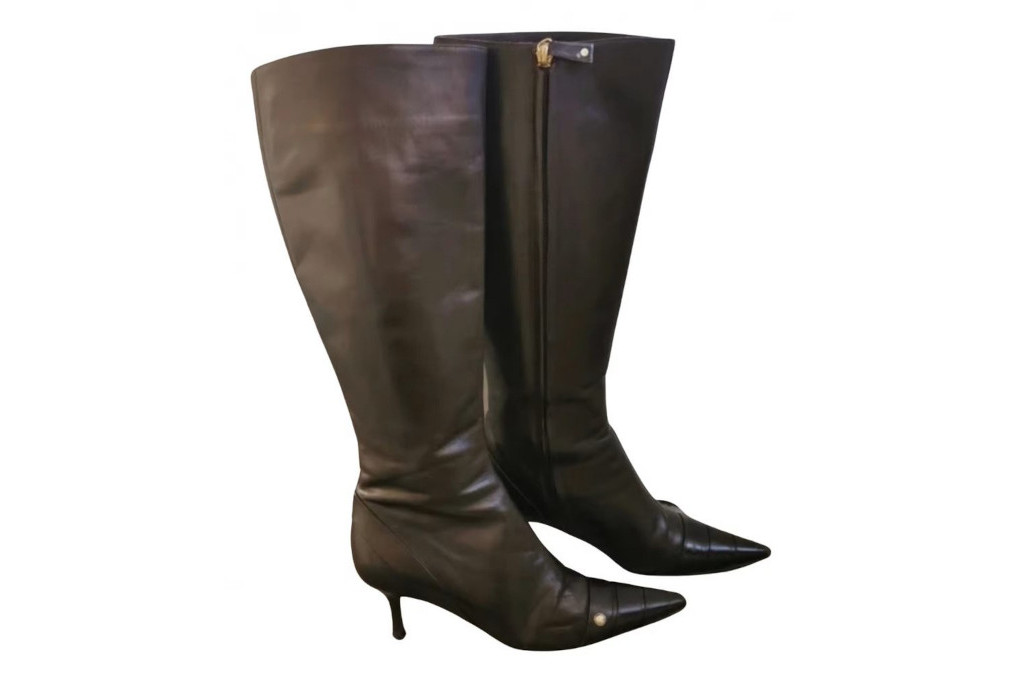 Brown vintage boots