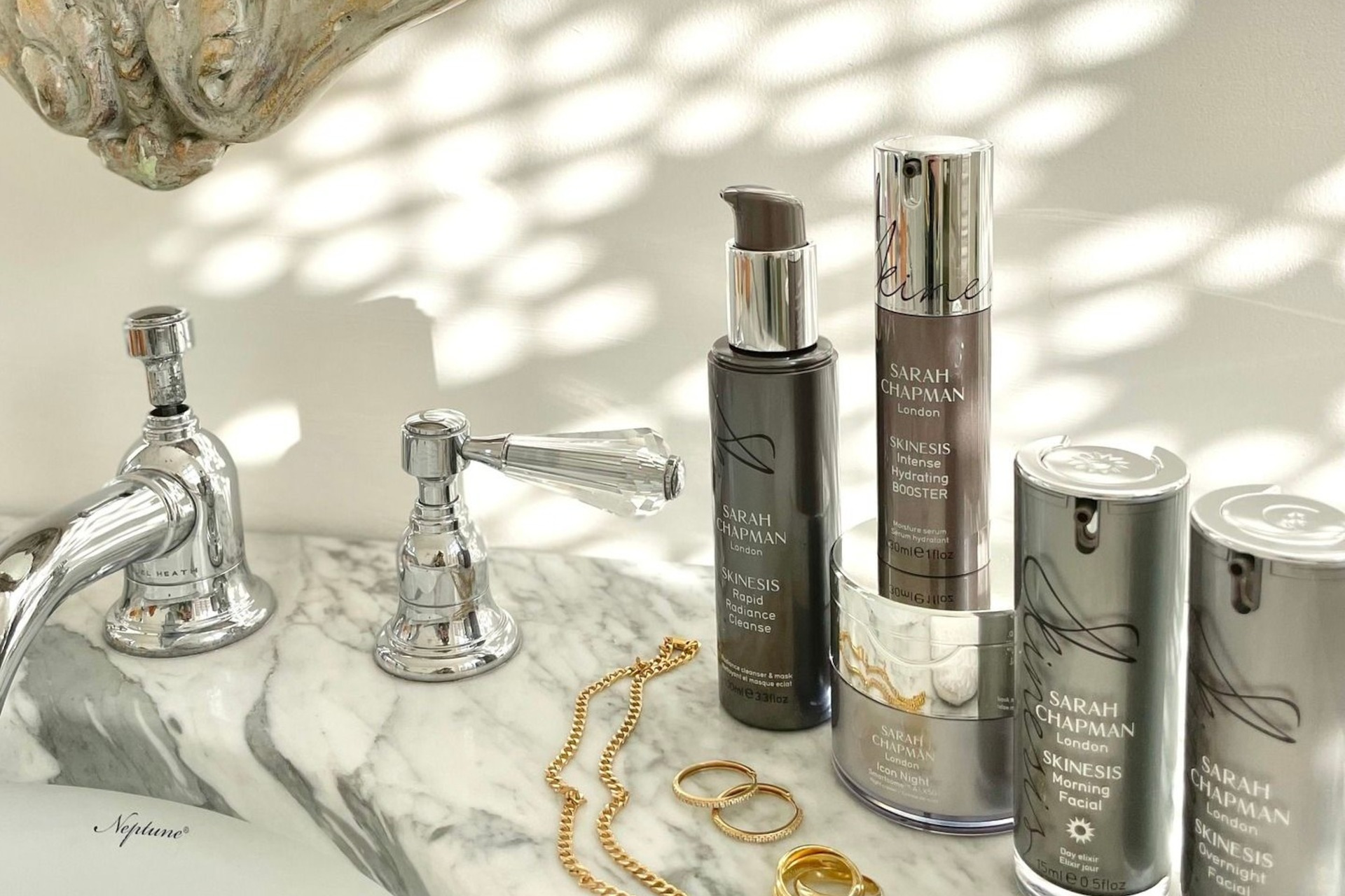 How To Cleanse Your Skin, According To An Expert