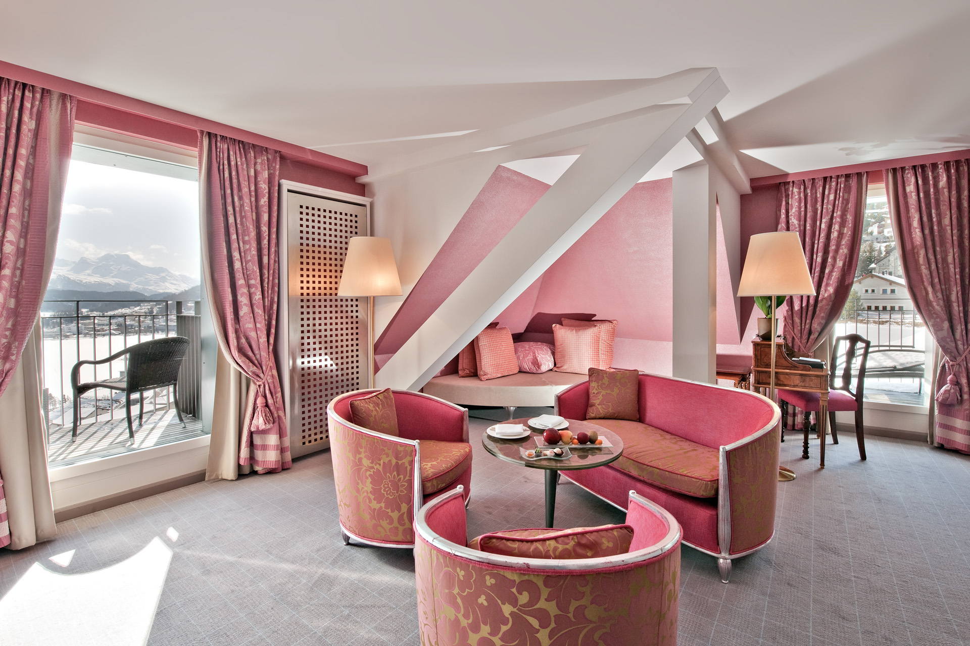 Carlton St Moritz pink corner suite